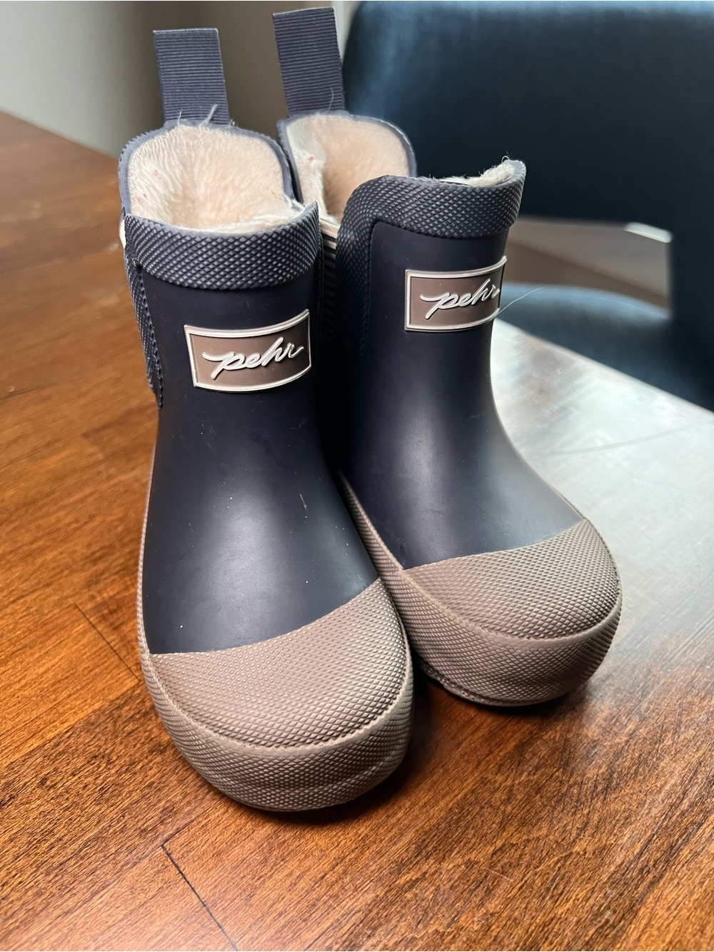 Pehr Toddler Kids 7 Waterproof Navy and Taupe Lined Rain Boots